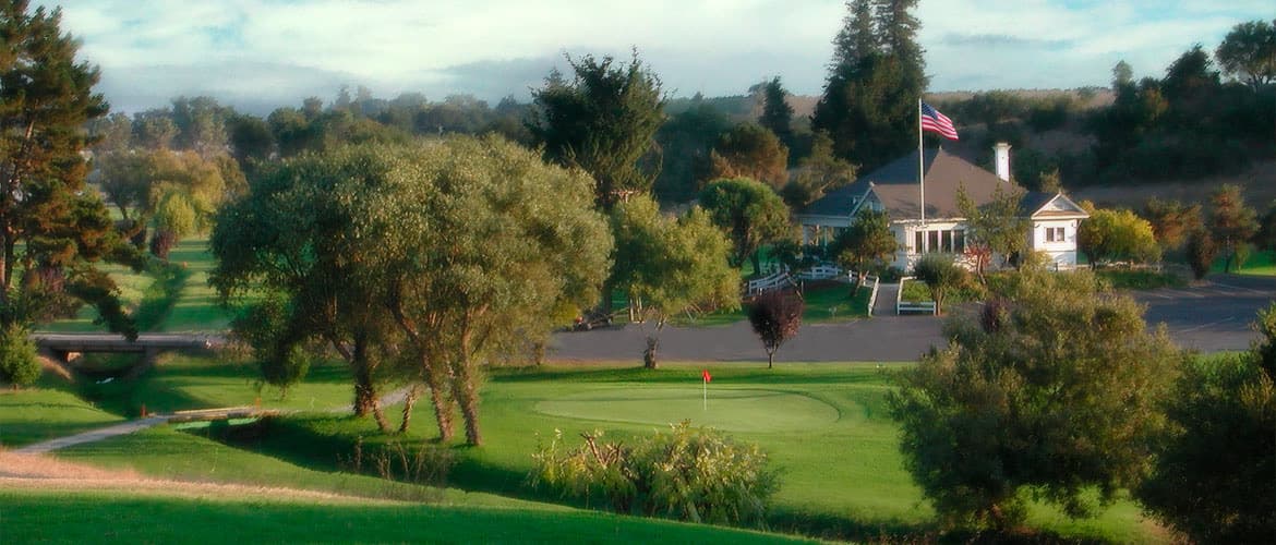 Photograph of Spring Hills Golf Course.