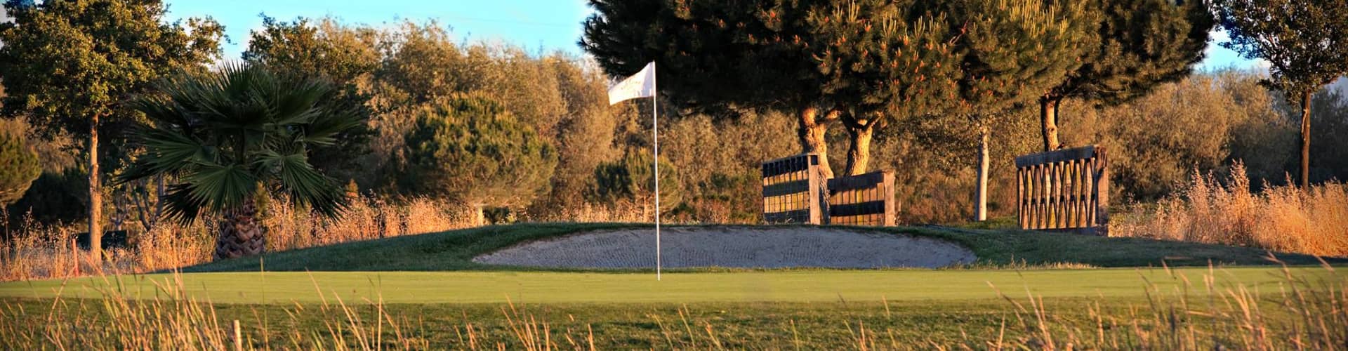 Fairway and greens at Fremont Park Golf Course, a 9-hole par-32 course in Fremont, California, framed by Central Park and the Fremont hills. Photo credit: Fremont Park Golf Club (official website, fremontparkgc.com).