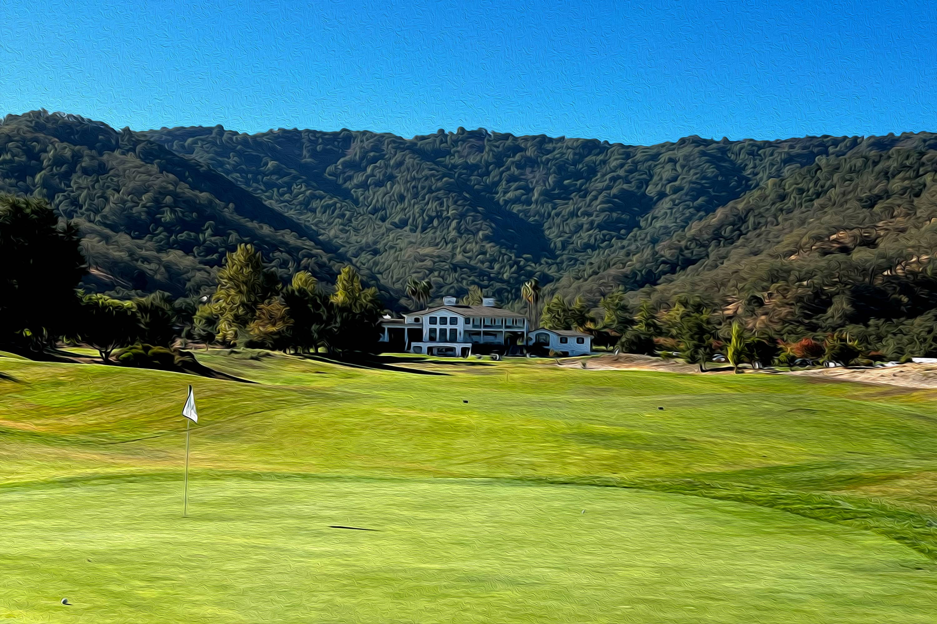 Hole 1 at Eagle Ridge Golf Club, Gilroy, California. Photo courtesy of Eagle Ridge Golf Club official site.