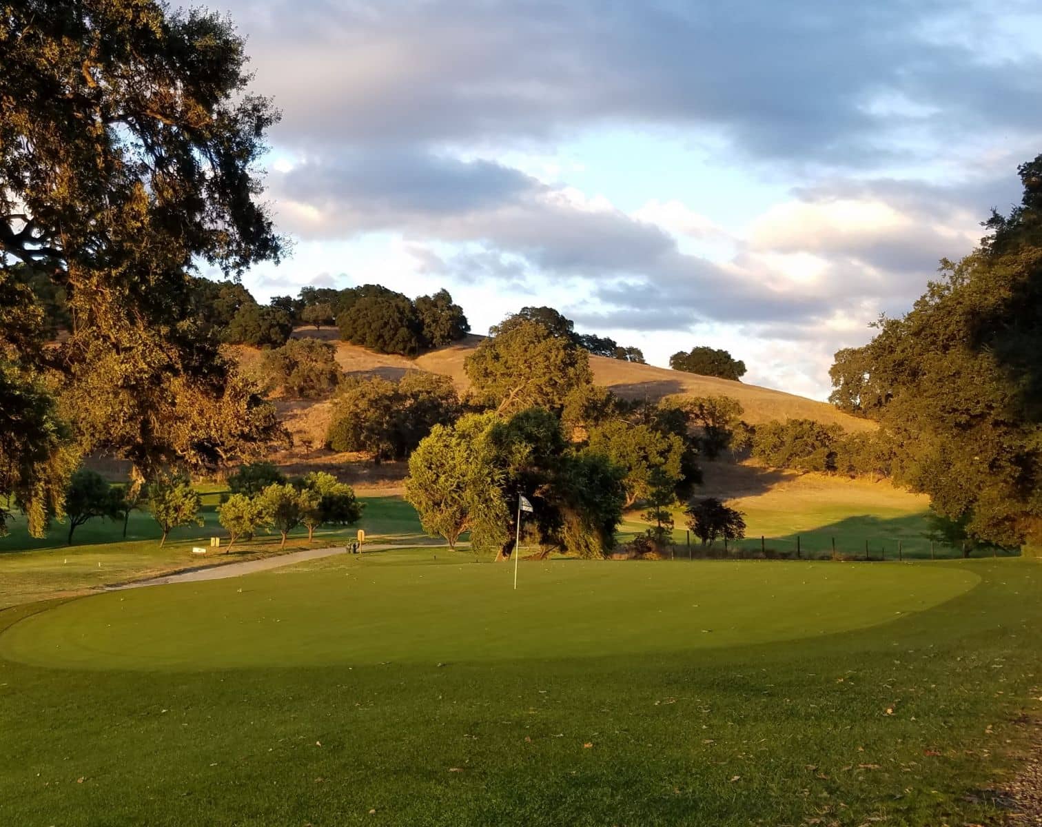 Scenic view of the fairways and tree-lined layout at Gilroy Golf Course in the Uvas Valley, Gilroy, CA. Photo credit: Gilroy Golf Course (official website, gilroygc.com).